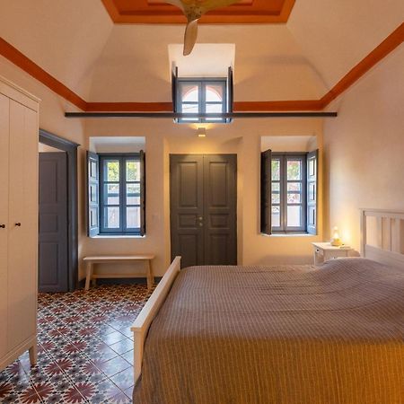 St.Mammas Traditional Apartment ميساريا المظهر الخارجي الصورة